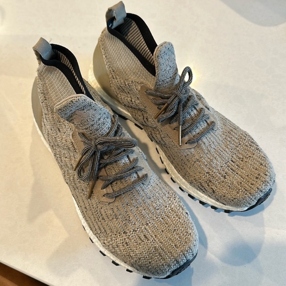Adidas Ultra Boost 10.5  men’s